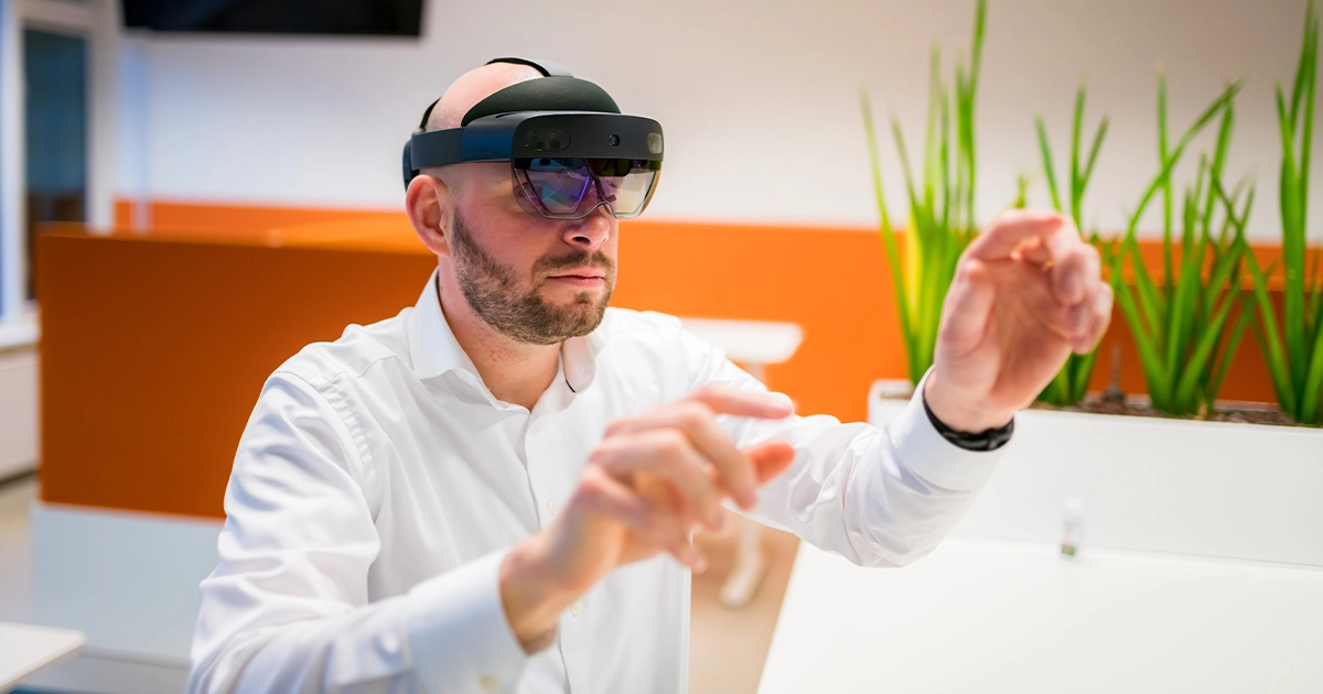 HoloLens 2: combineren van virtuele wereld met MKB-realiteit